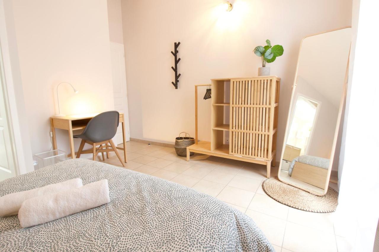 Charmante Maison Avec Piscine Quartier St James Montélimar エクステリア 写真