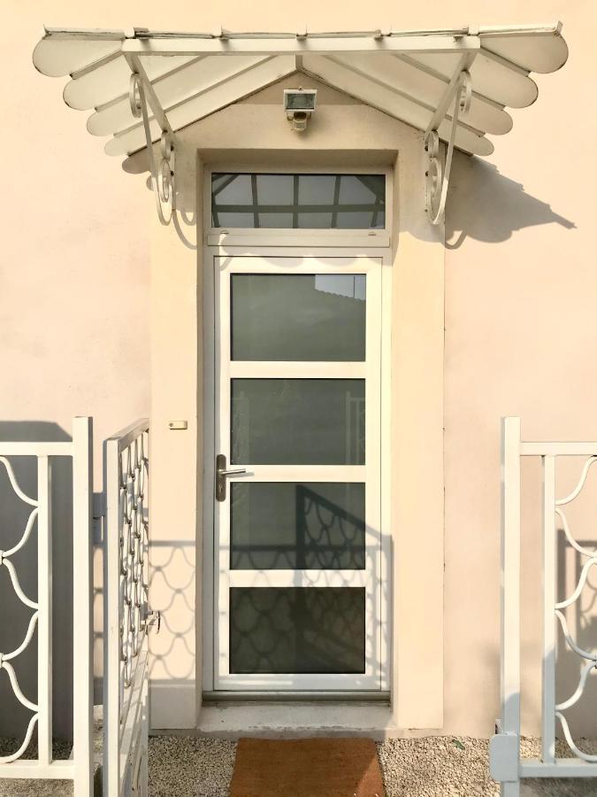 Charmante Maison Avec Piscine Quartier St James Montélimar エクステリア 写真